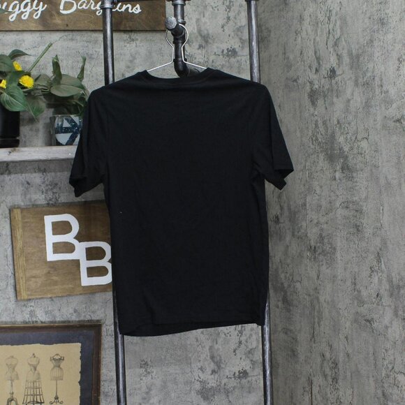 NWT Disney Mouse Boys Halloween Glow In The Dark T-Shirt 980417537 10/12 Black - Picture 4 of 5